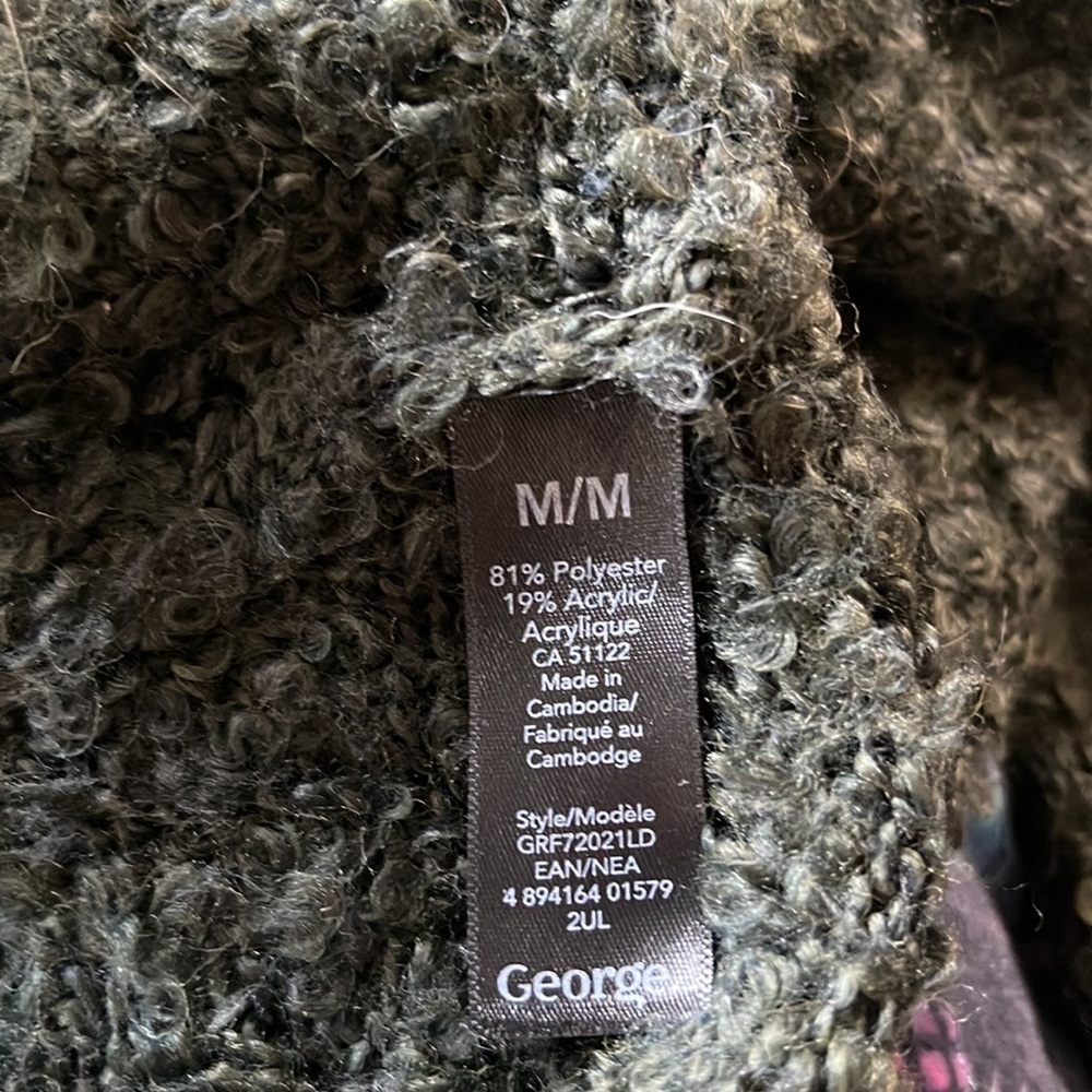 George Sweater Size M 🥰🥰 - Picture 4 of 4